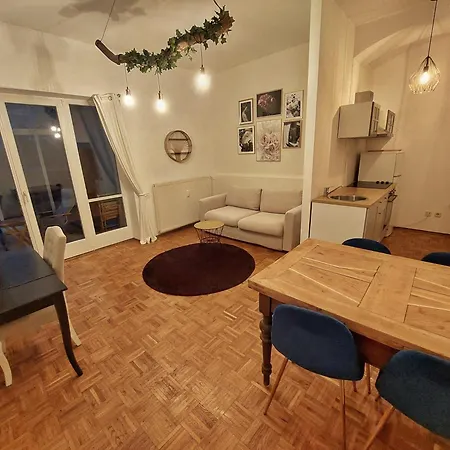 Wohnen Im Gruenen * Graz